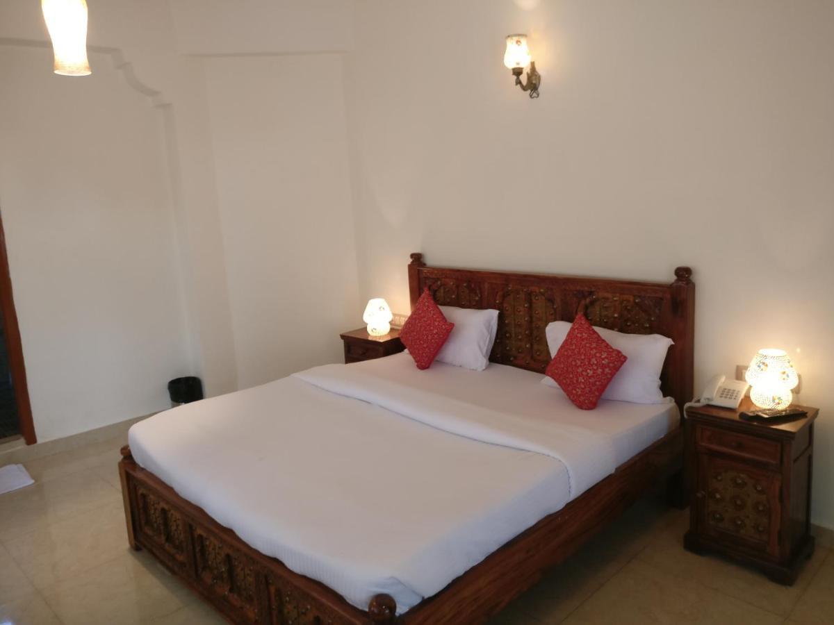 Hotel Empire Palace Udaipur
