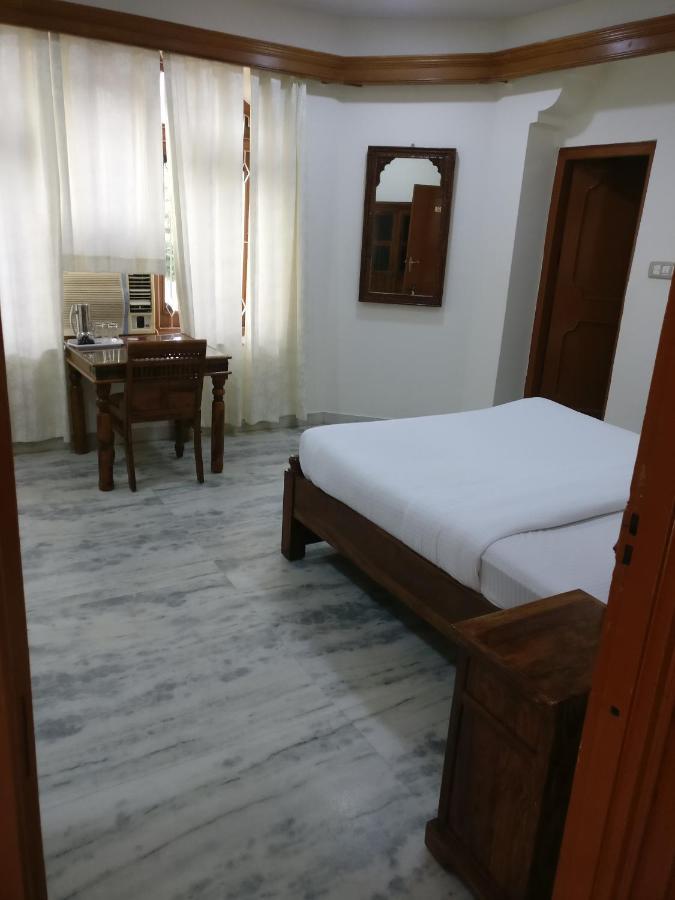 Hotel Empire Palace